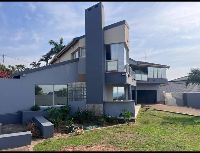 3 BEDROOM HOUSE FOR SALE IN MANABA BEACH